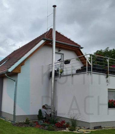 Montáž nerezového fasádního komínu